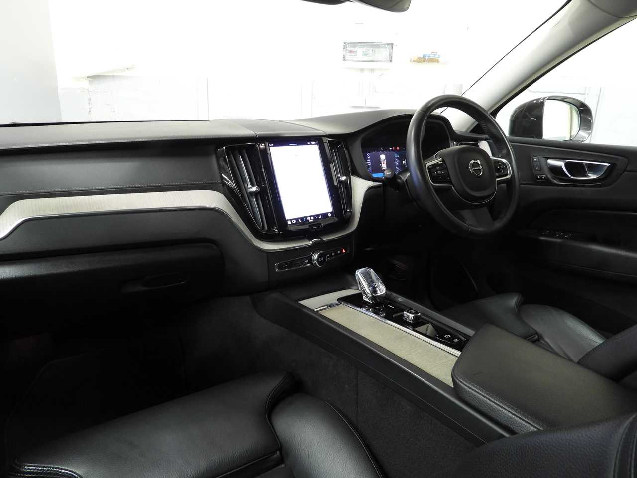 Volvo  XC60 Inscription, B5 mild hybrid