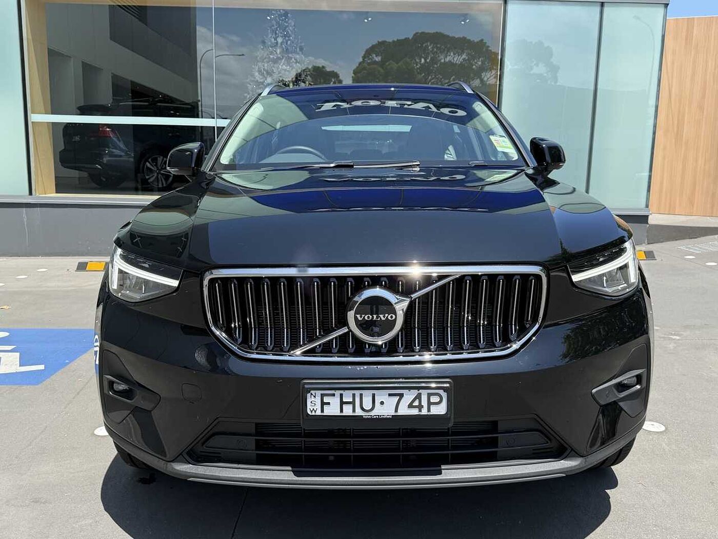 Volvo  XZ MY23 Ultimate B4 AWD Bright