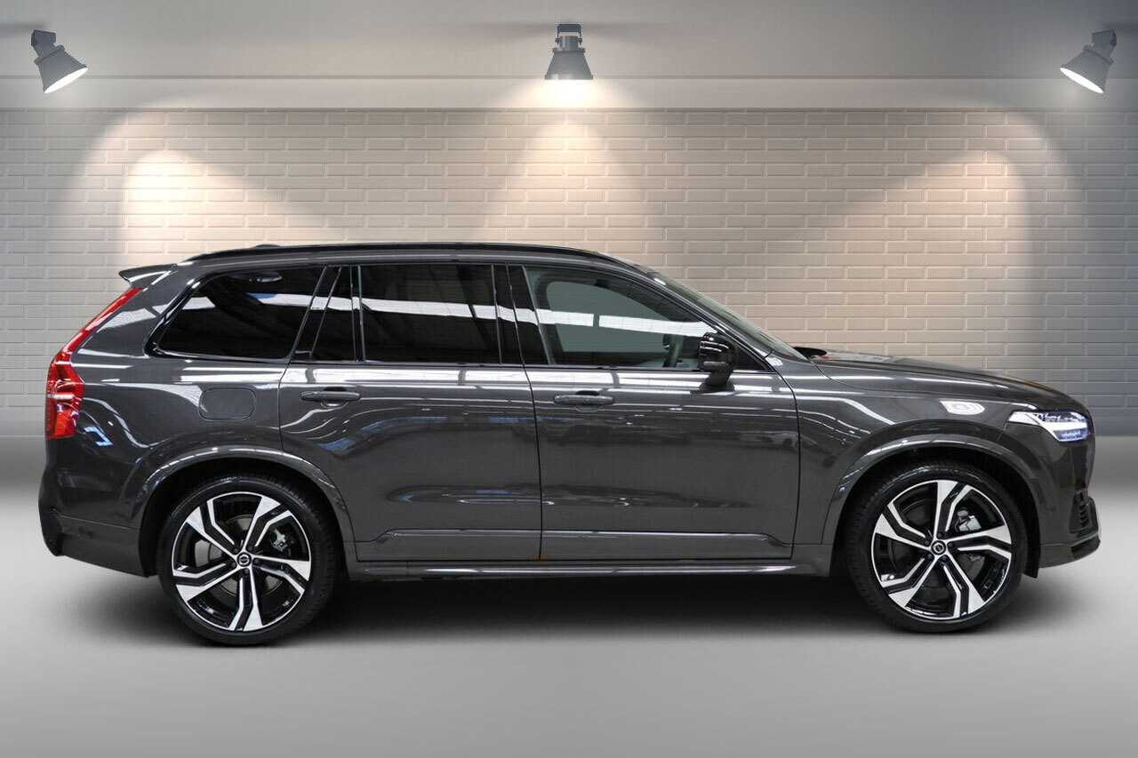 Volvo  XC90 Recharge Ultimate, T8 AWD Plug-in hybrid, Electric/Petrol, Dark, 7 Seats