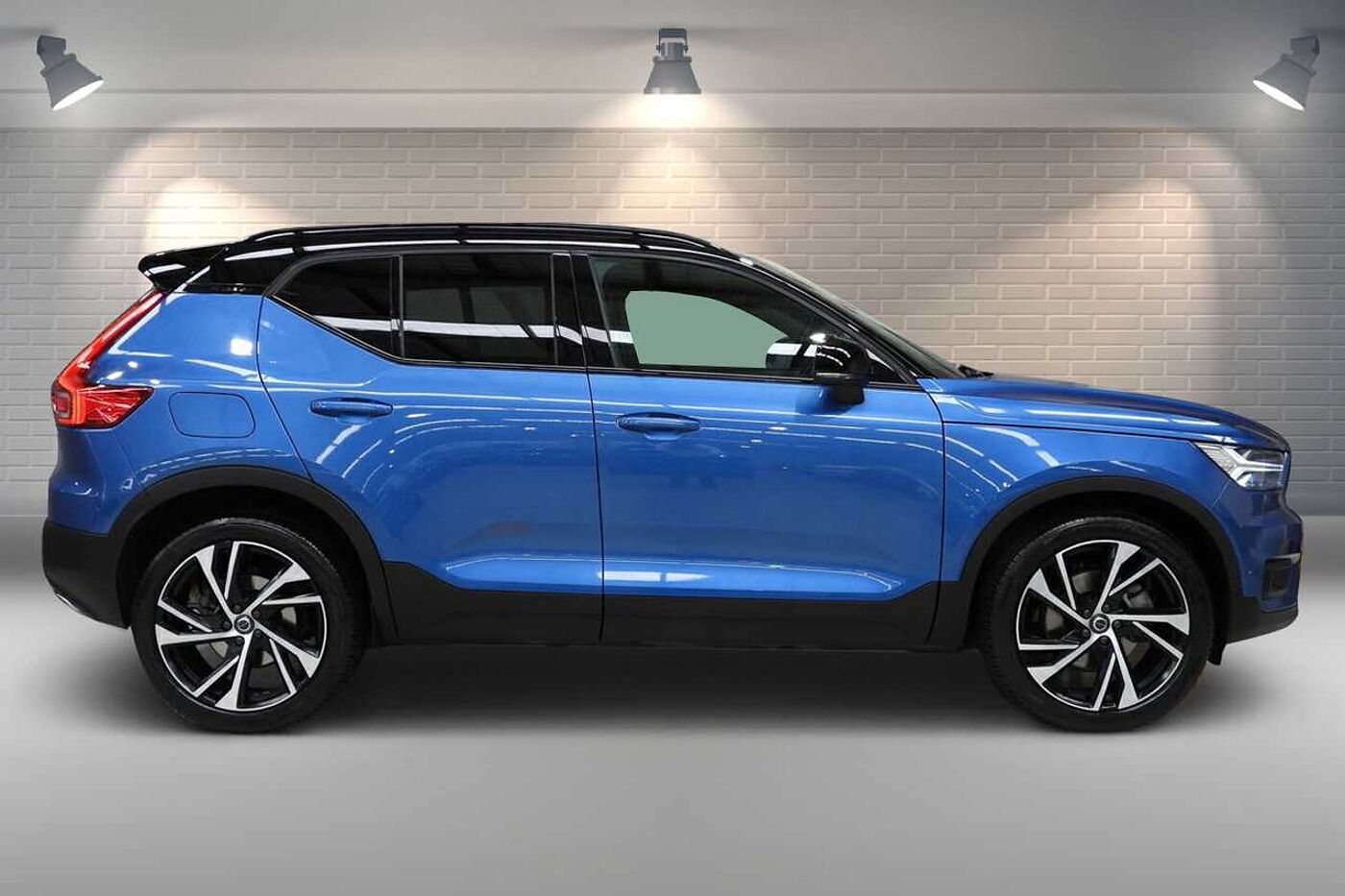 Volvo  XC40 T5 R-Design AWD