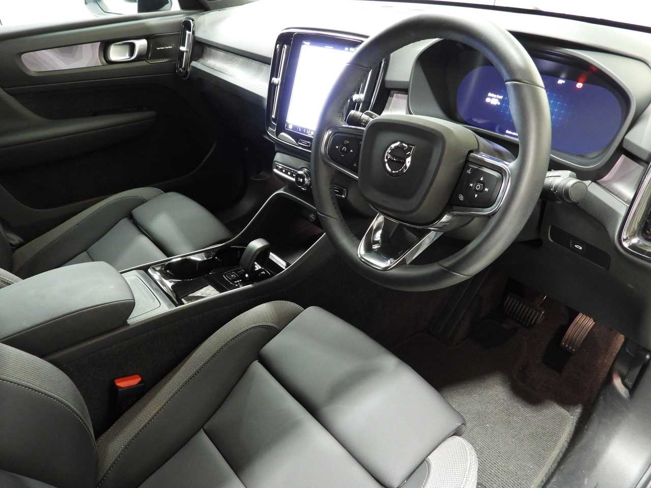 Volvo  C40 Recharge Ultimate, Twin Motor, Electric