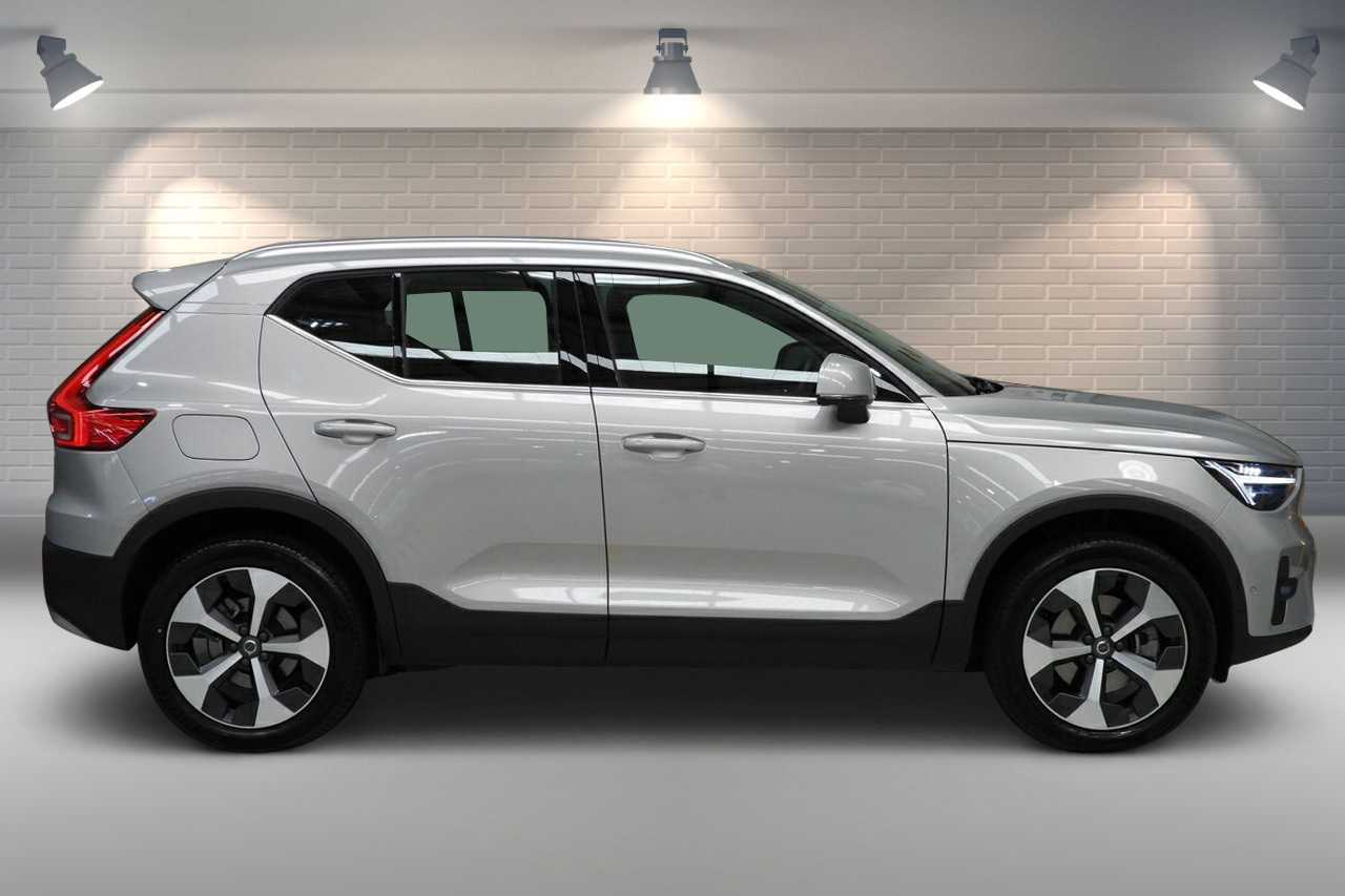Volvo  XC40 Ultimate, B4 AWD Mild hybrid, Petrol, Bright