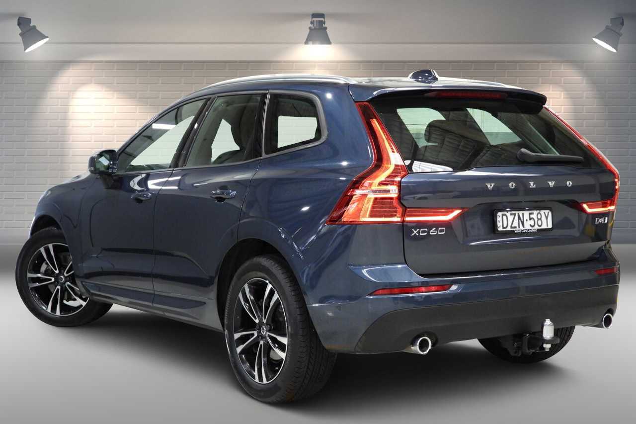 Volvo  XC60 D4 Momentum