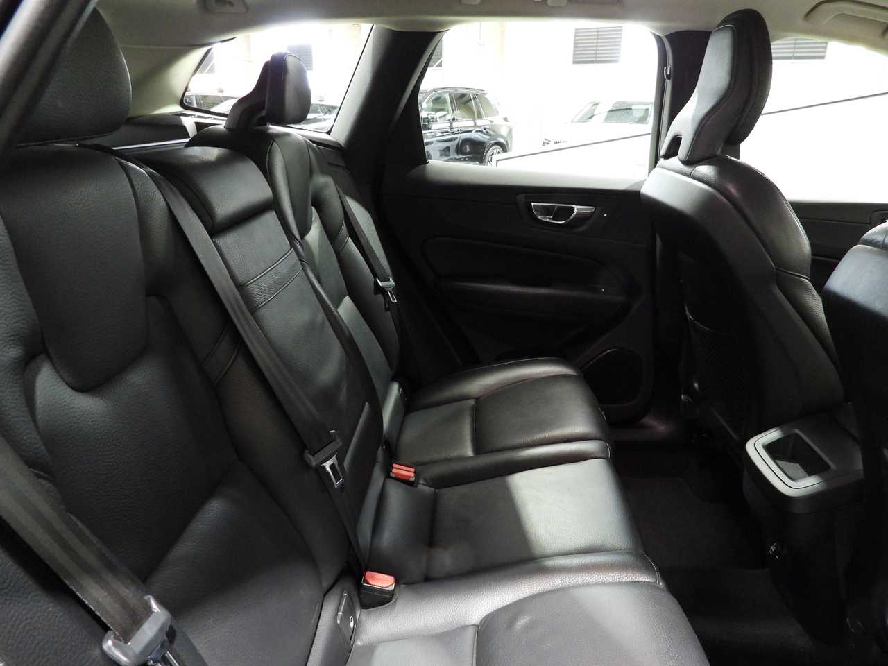Volvo  XC60 D4 Momentum