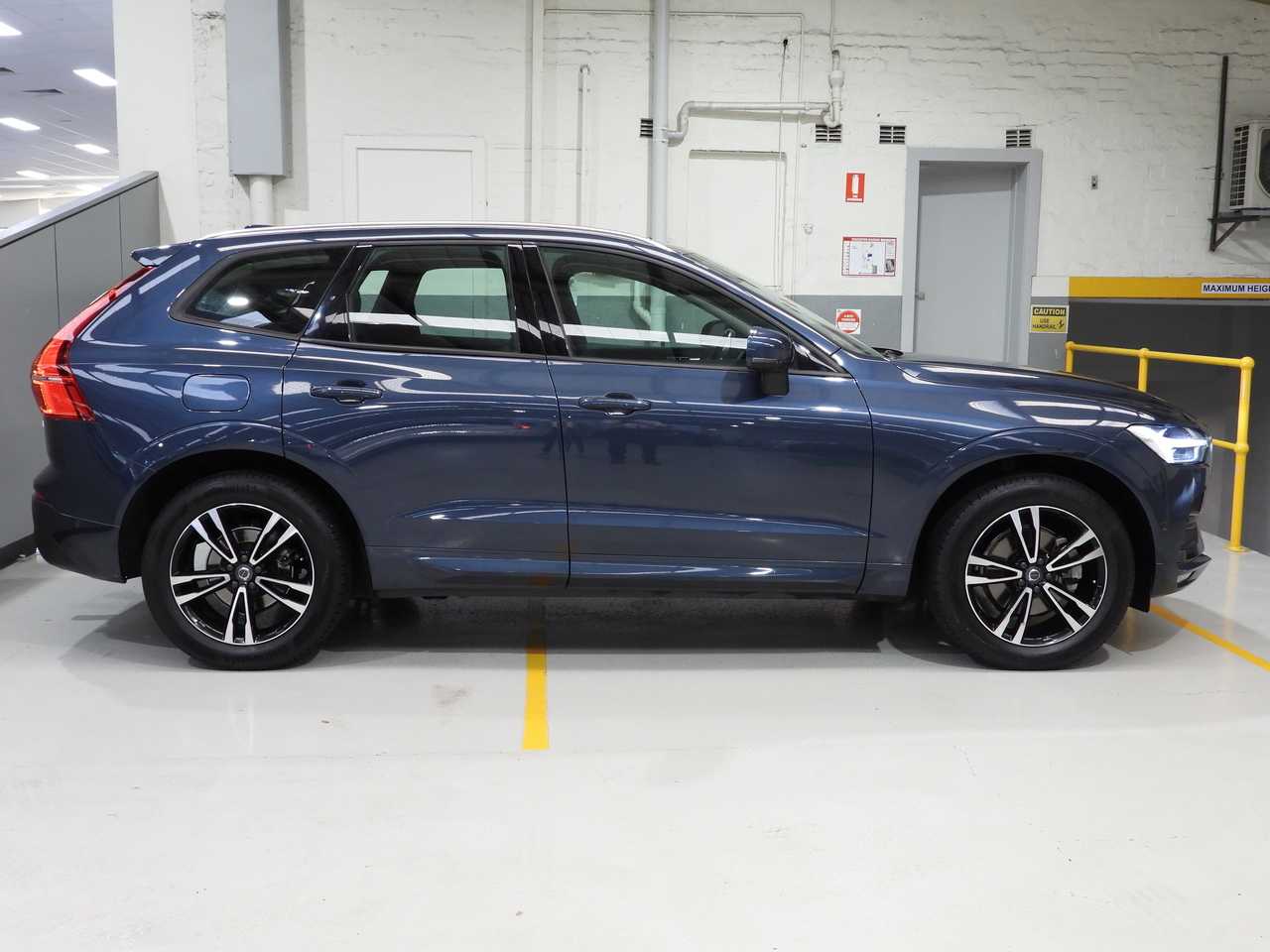 Volvo  XC60 D4 Momentum