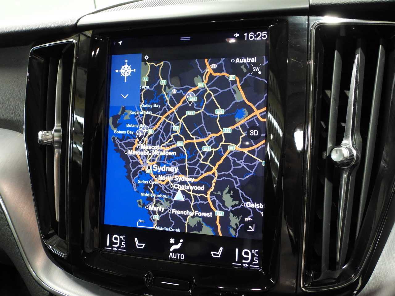 Volvo  XC60 D4 Momentum