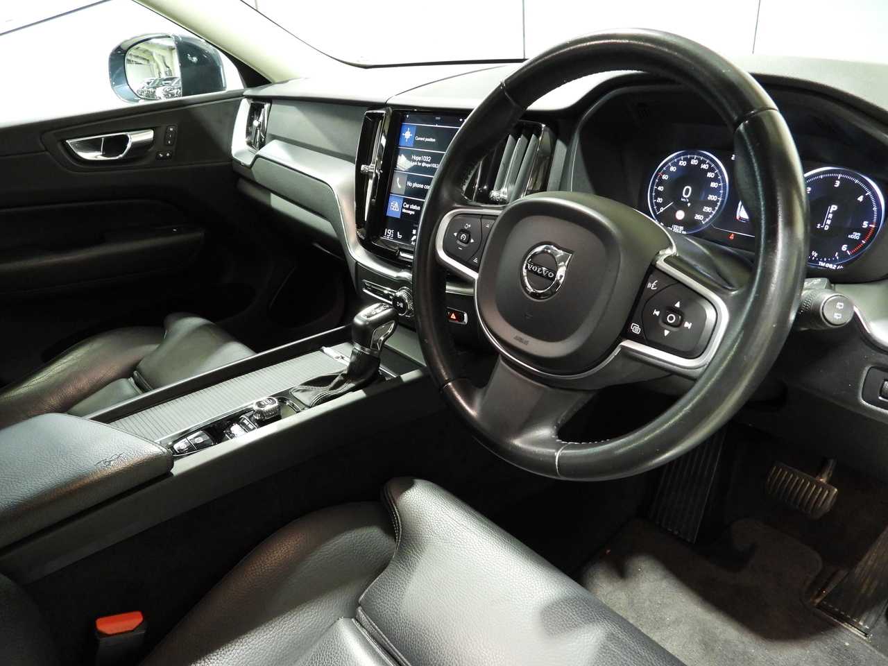 Volvo  XC60 D4 Momentum