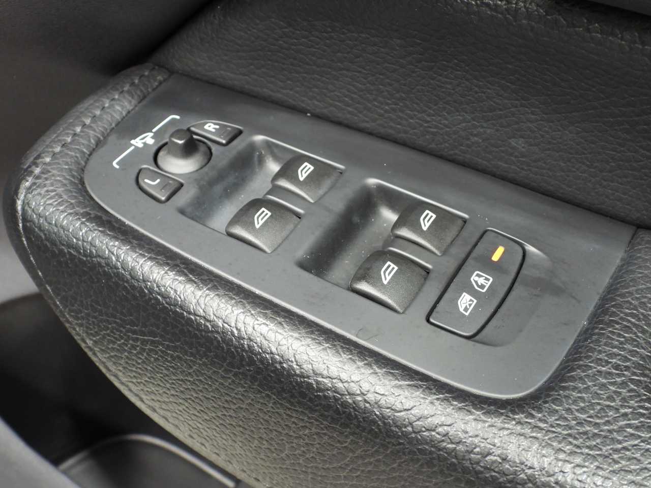 Volvo  XC60 Inscription, B5 mild hybrid