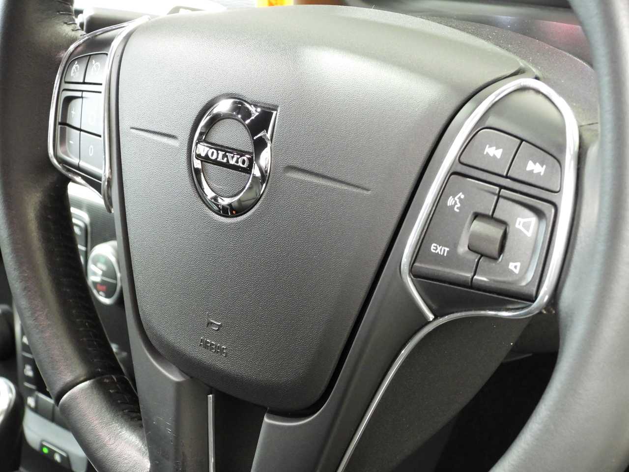 Volvo  M Series MY16 T3 Adap Geartronic Kinetic