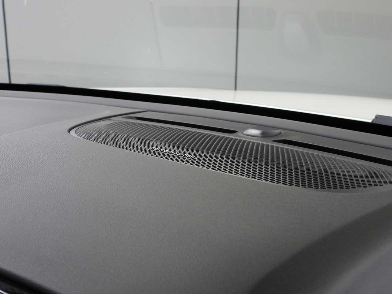Volvo  XC40 Recharge Ultimate, Twin Motor, Electric