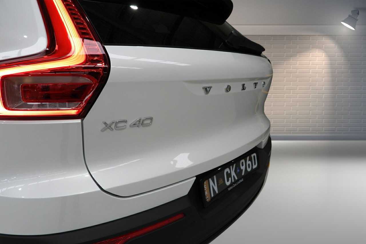 Volvo  XC40 Recharge Ultimate, Twin Motor, Electric