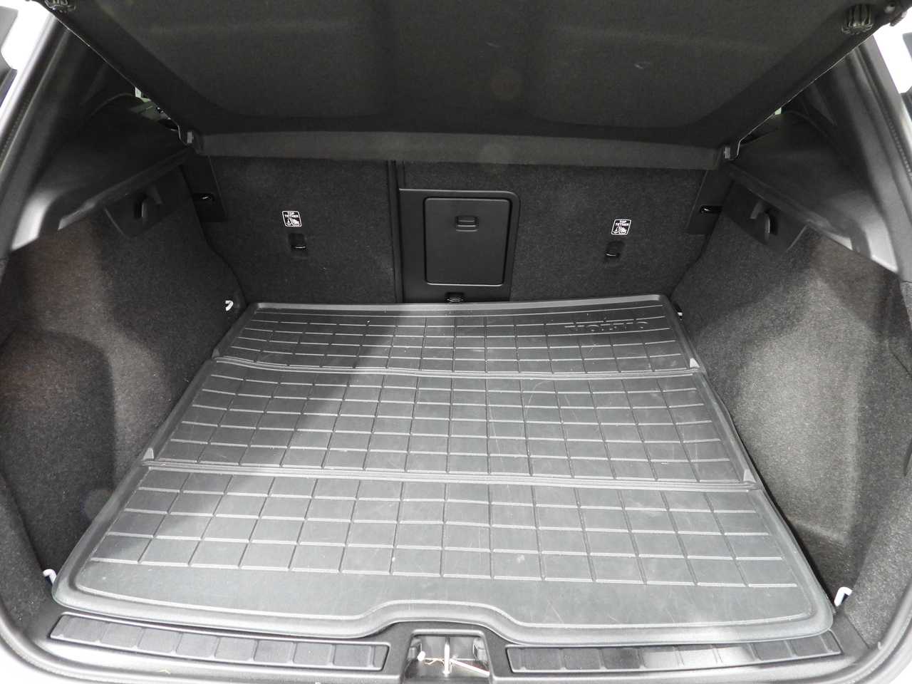 Volvo  XC40 Recharge Ultimate, Twin Motor, Electric
