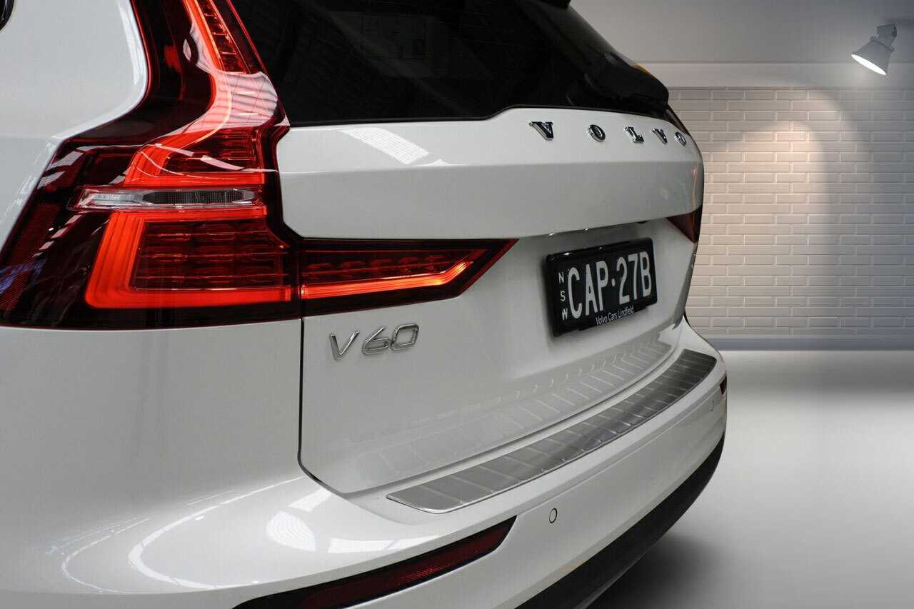 Volvo  Z Series MY25 Ultra B5 Geartronic AWD Bright