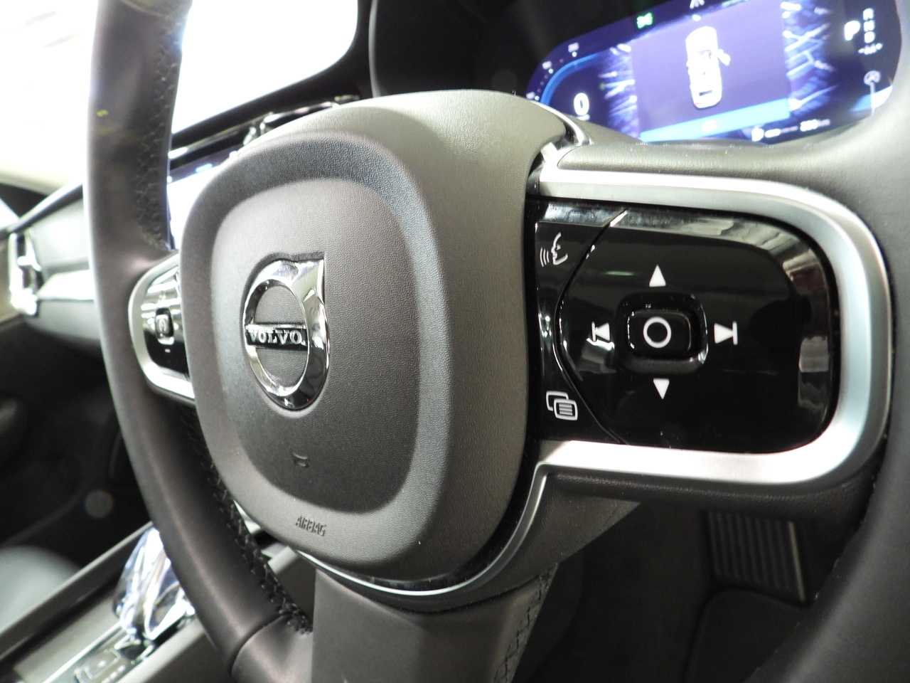 Volvo  Z Series MY25 Ultra B5 Geartronic AWD Bright