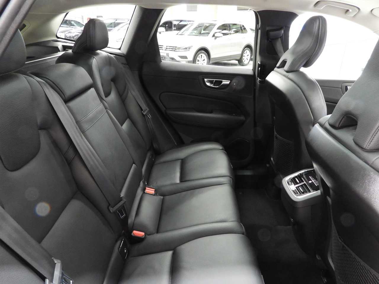 Volvo  XC60 Inscription, T5 AWD (187 kW)