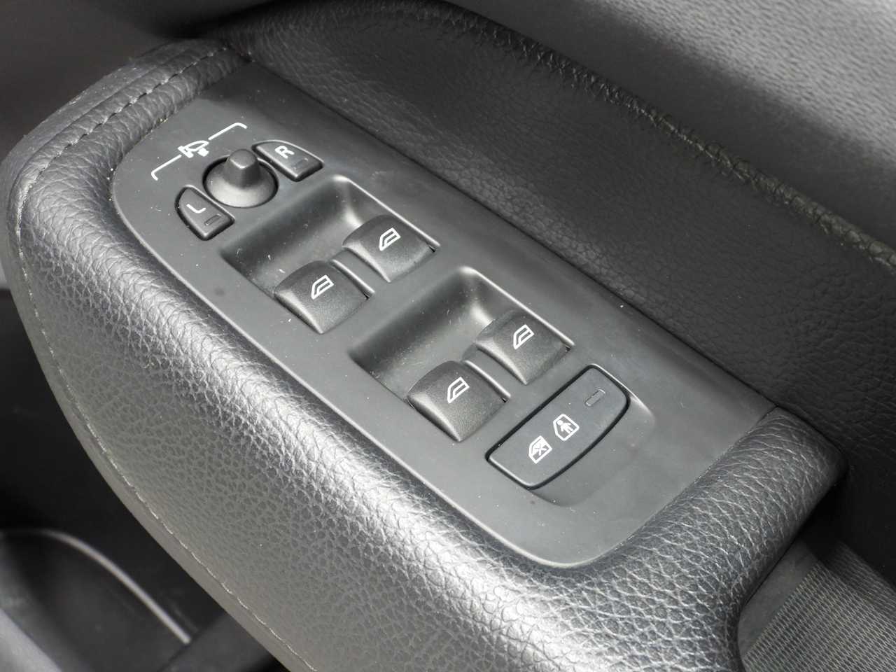 Volvo  XC60 Inscription, T5 AWD (187 kW)