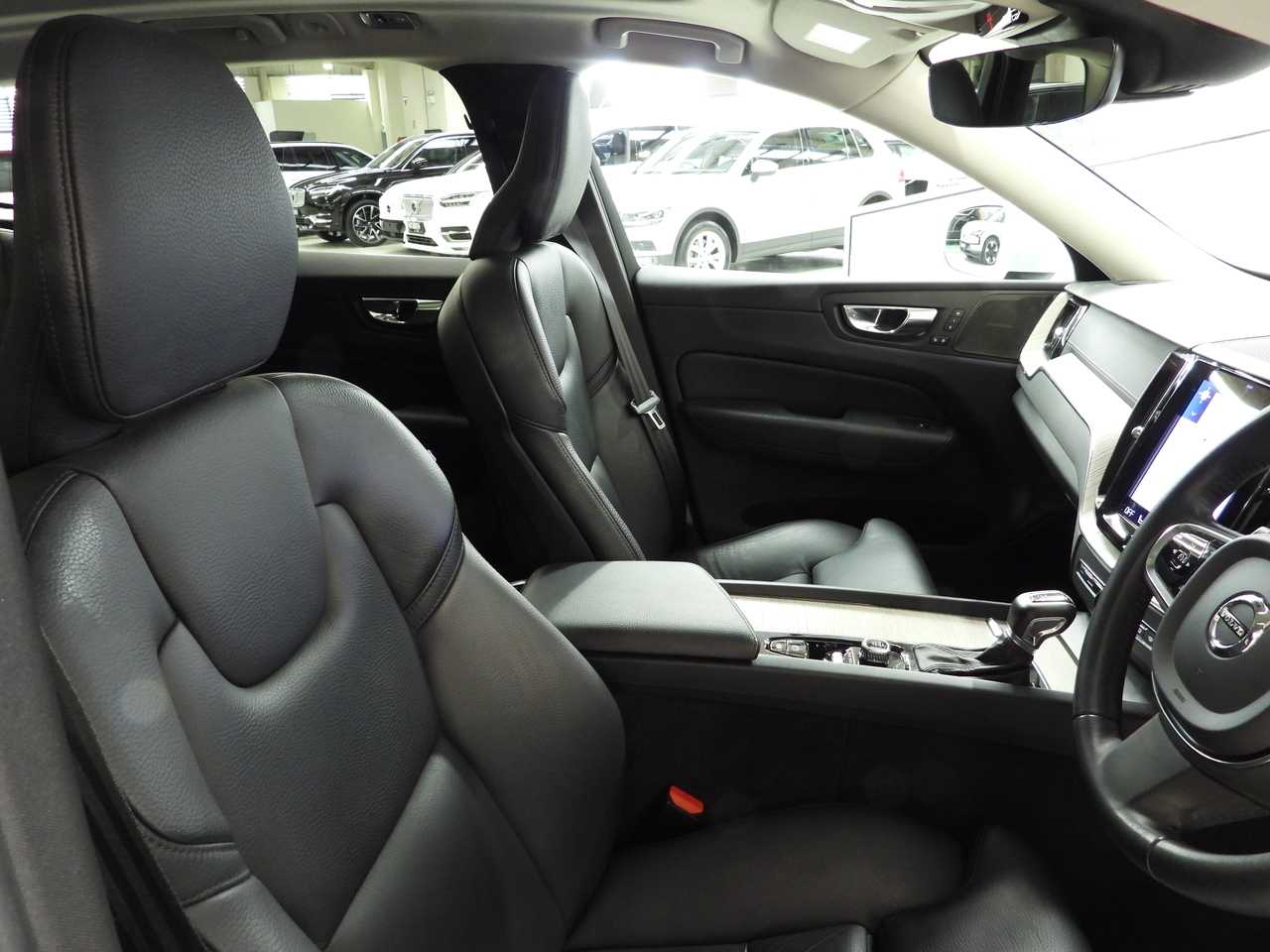 Volvo  XC60 Inscription, T5 AWD (187 kW)