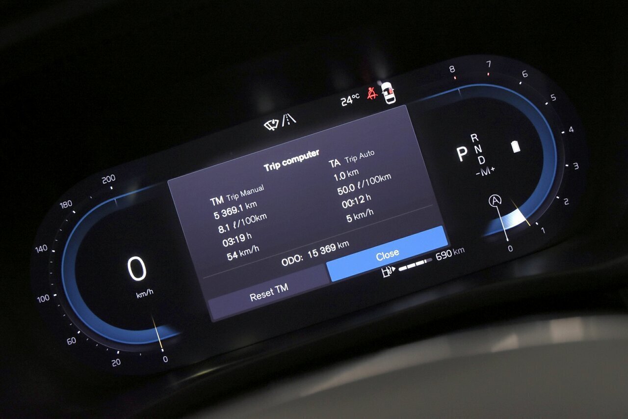 Volvo  XC60 Plus, B5 Mild Hybrid, Petrol