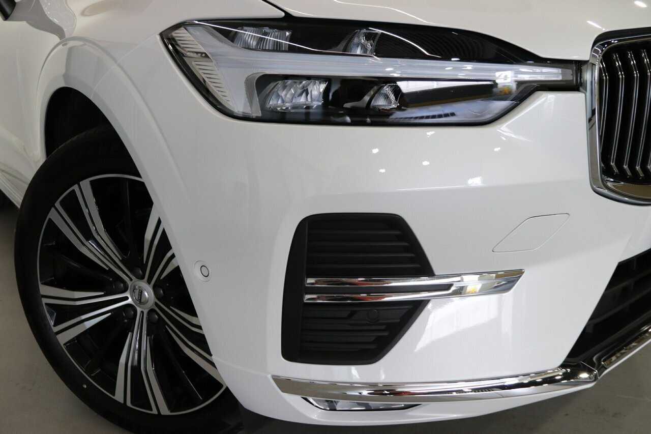 Volvo  XC60 Ultimate, B5 Mild Hybrid, Petrol, Bright