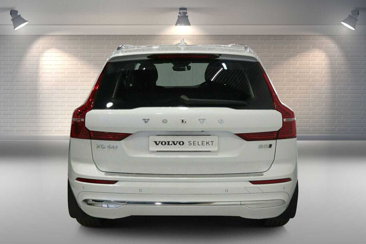 Volvo  XC60 Ultimate, B5 Mild Hybrid, Petrol, Bright
