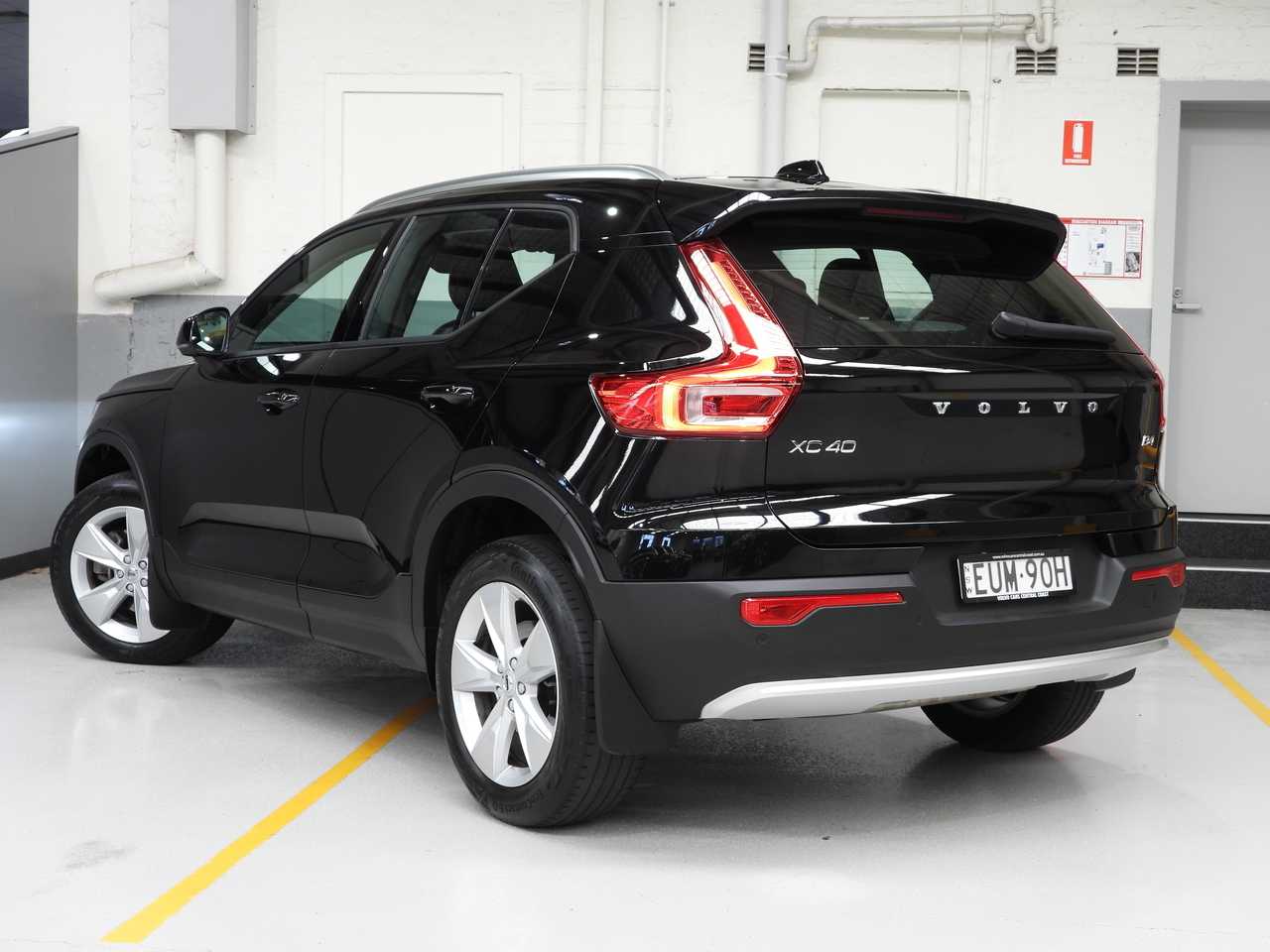 Volvo  XC40 Plus, B4 mild hybrid, Petrol