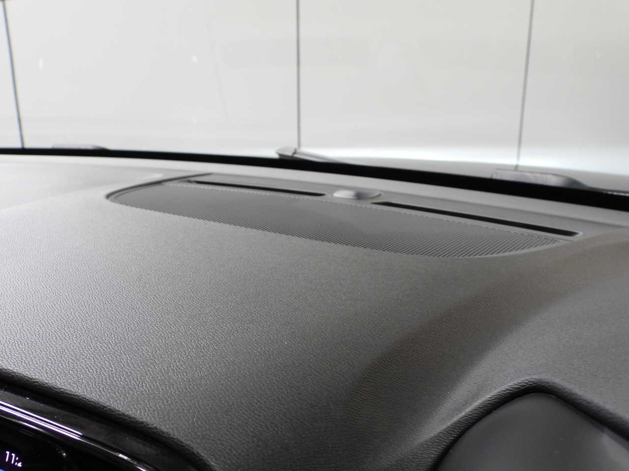 Volvo  XC40 Plus, B4 mild hybrid, Petrol