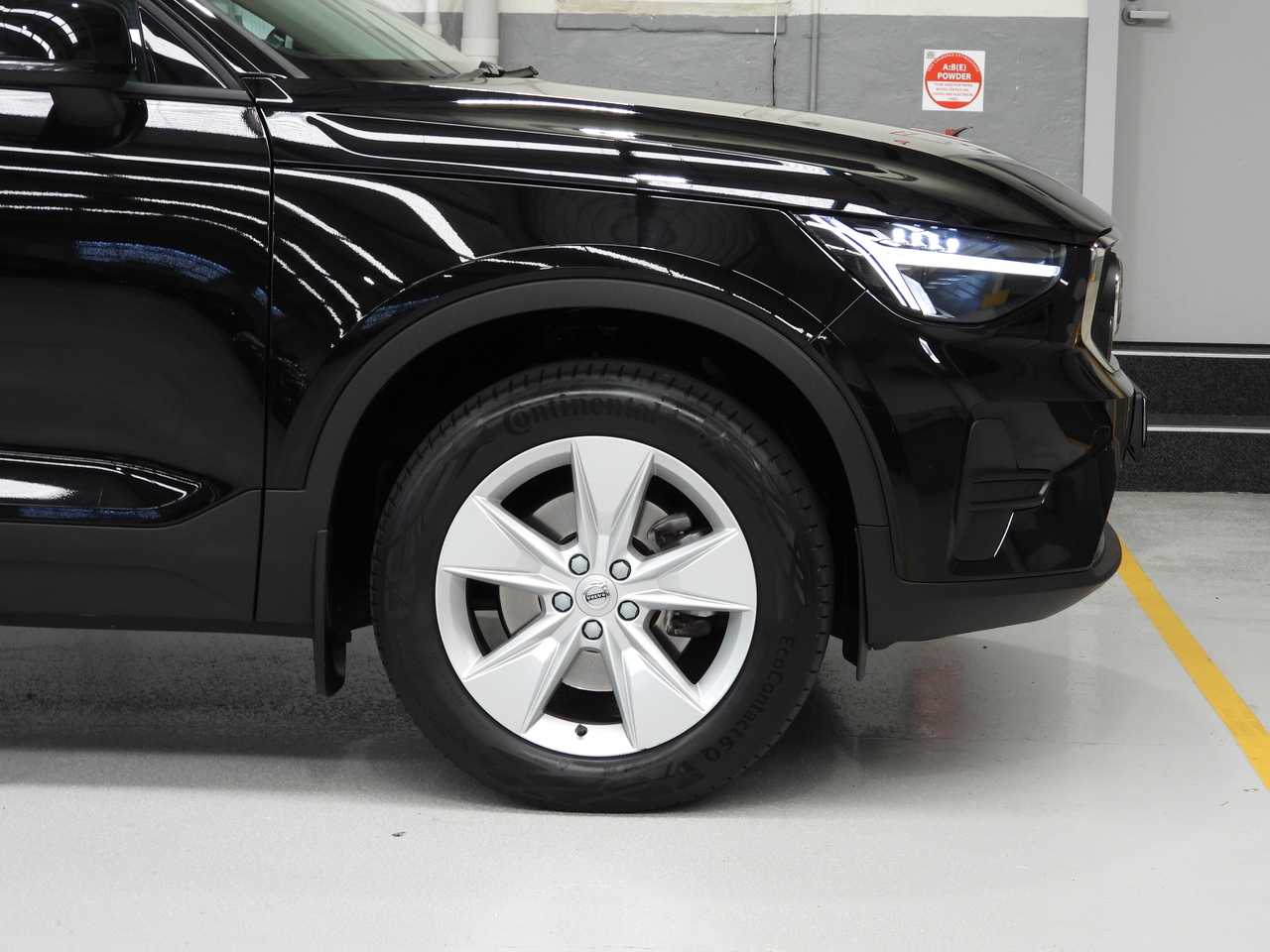 Volvo  XC40 Plus, B4 mild hybrid, Petrol