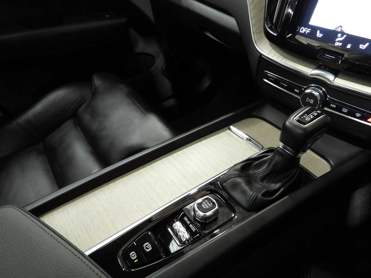 Volvo  XC60 D4 Inscription AWD