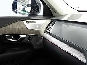 Volvo  XC90 Recharge Ultimate, T8 AWD Plug-in hybrid, Electric/Petrol, Dark, 7 Seats