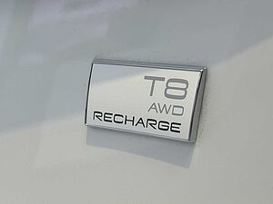 Volvo  L Series MY24 Recharge Ultimate T8 Geartronic AWD Plug-In Hybrid