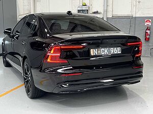 Volvo  Z Series MY24 Recharge T8 Geartronic AWD Black Edition