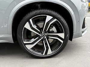 Volvo  XC90 Recharge Ultimate, T8 AWD Plug-in hybrid, Electric/Petrol, Dark, 7 Seats