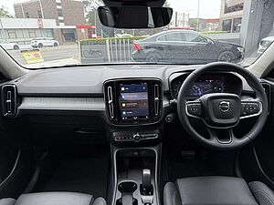 Volvo  XZ MY24 Plus B4