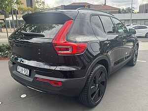 Volvo  XZ MY25 Black Edition AWD