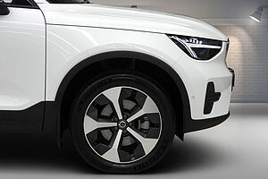 Volvo  XC40 Plus, B4 Mild hybrid, Petrol