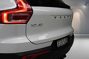 Volvo  XC40 T5 R-Design AWD