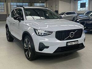 Volvo  XC40 Ultimate, B4 AWD Mild hybrid, Petrol, Dark