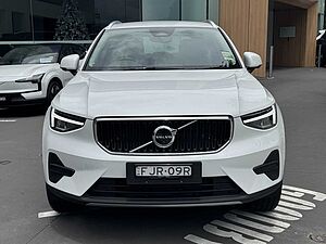 Volvo  XZ MY25 Plus B4 Special Edition