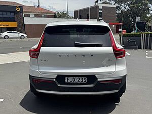 Volvo  XZ MY25 Plus B4 Special Edition