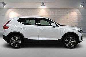 Volvo  XC40 Plus, B4 Mild hybrid, Petrol