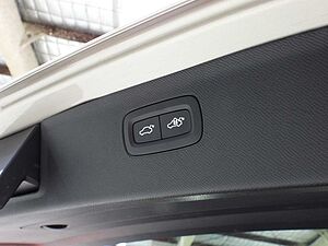 Volvo  L Series MY24 Ultimate B6 Geartronic AWD Bright