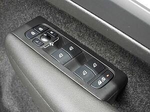 Volvo  XC40 Ultimate, B4 AWD Mild hybrid, Petrol, Bright