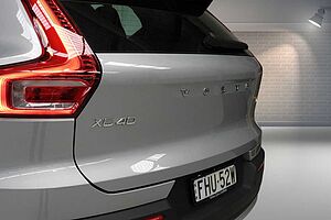 Volvo  XC40 Ultimate, B4 AWD Mild hybrid, Petrol, Bright