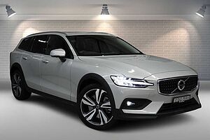 Volvo  V60 Cross Country Pro, B5 AWD mild hybrid
