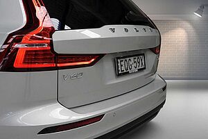 Volvo  V60 Cross Country Pro, B5 AWD mild hybrid