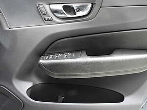 Volvo  XC60 D4 Momentum