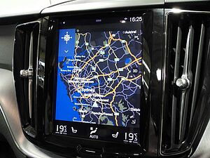Volvo  XC60 D4 Momentum