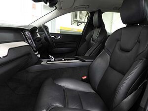 Volvo  XC60 Inscription, B5 mild hybrid