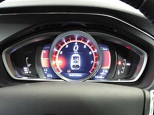 Volvo  M Series MY16 T3 Adap Geartronic Kinetic