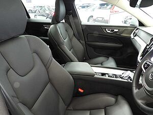 Volvo  Z Series MY25 Ultra B5 Geartronic AWD Bright